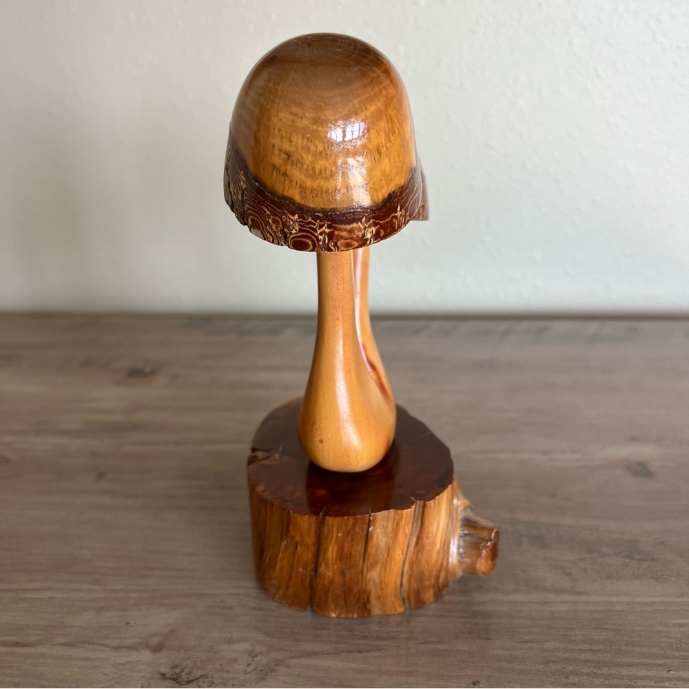 Mushroom Wood Hand Carved Figurine 1973 Signed Two-Toned MCM RARE Home Decor - Picture 4 of 11